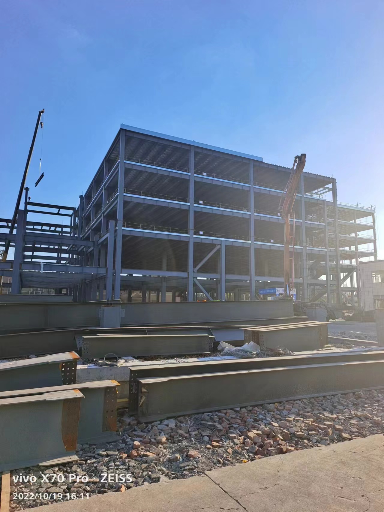 上海鋼結(jié)構(gòu)工程中鋼結(jié)構(gòu)桁架13585605056周先生