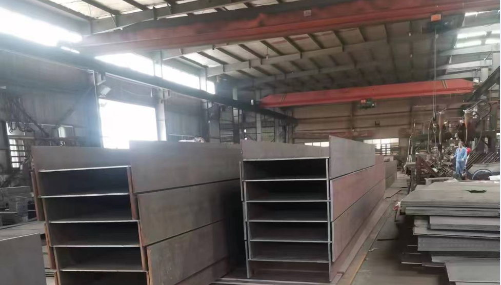 上海鋼結(jié)構(gòu)工程的施工流程13585605056周先生